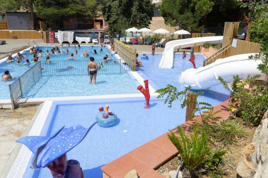 Camping Senia Cala Canyelles Hotell Lloret de Mar Exteriör bild