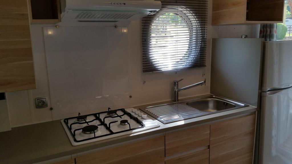 Camping Senia Cala Canyelles Hotell Lloret de Mar Exteriör bild